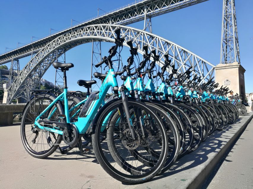 Porto: City Highlights 3-Hour Guided Electric Bike Tour - Meeting Point