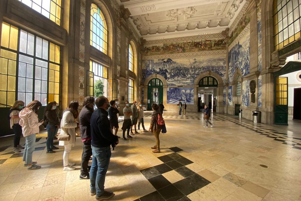 Porto: Historical Center Walking Tour - Important Information