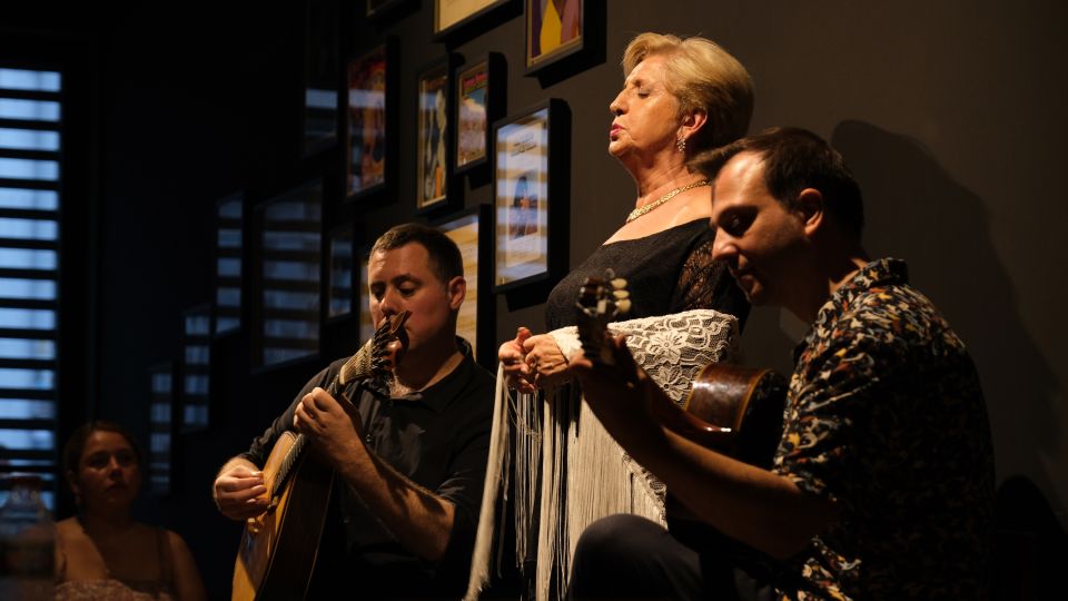 Porto: Intimate Fado Concert Ticket With a Glass of Wine - Review Summary