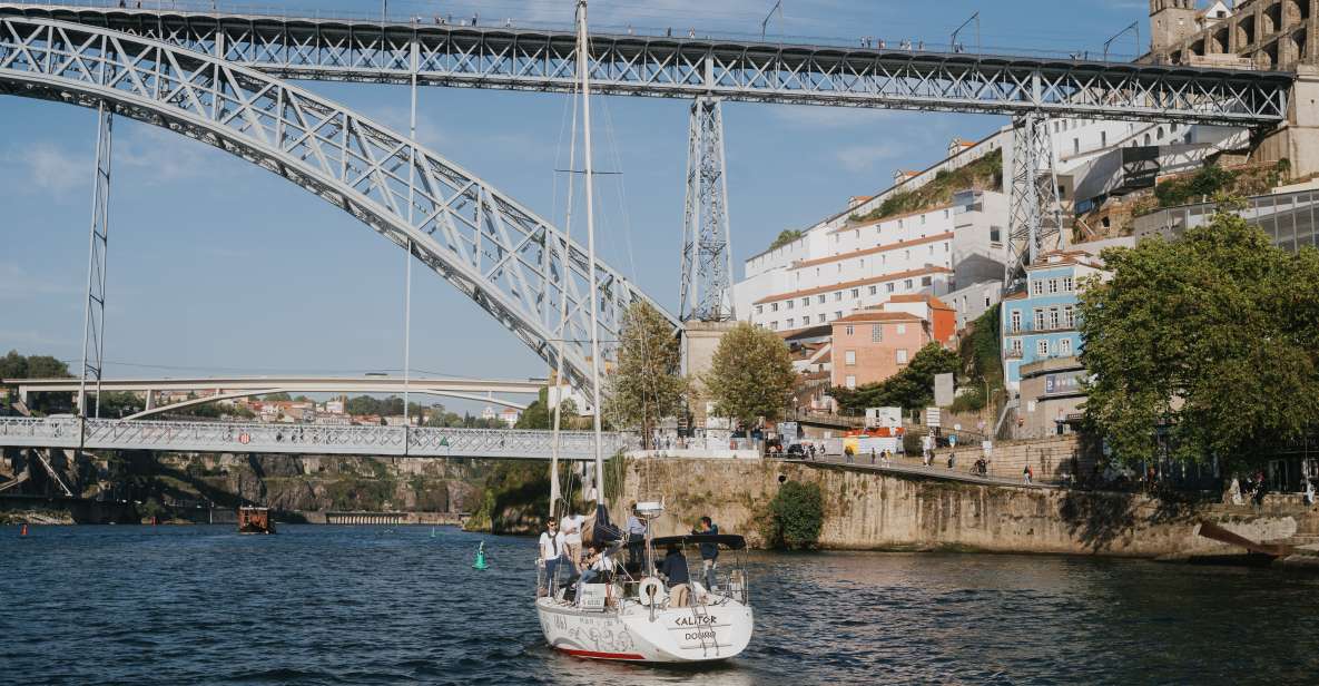 Porto: Romantic Sailboat Cruise - Starting Location