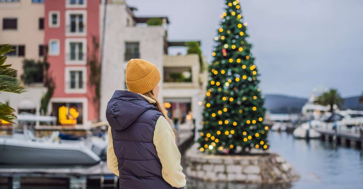 Porto's Festive Lights: A Holiday Wander - Portos Historic Beauty Illuminated