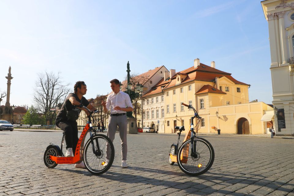 Prague: 1-Hour Private Tour by E-Scooter - Language Options