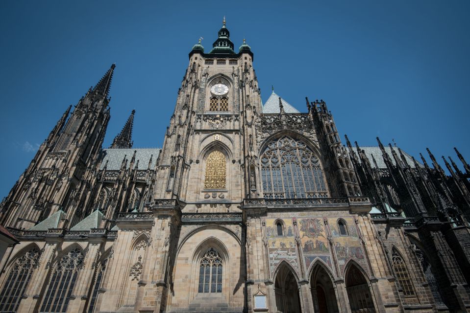Prague: Castle Grounds & Highlights Walking Tour - Accessibility Information