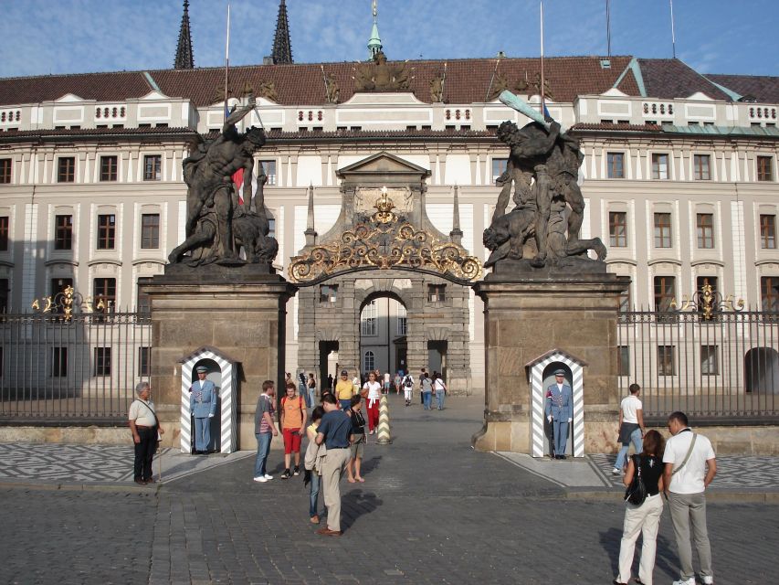 Prague: Private All Inclusive Tour - Experience and Personalization