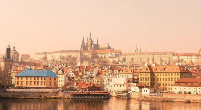 Prague: Private Walking Tour - Pragues Architectural Marvels