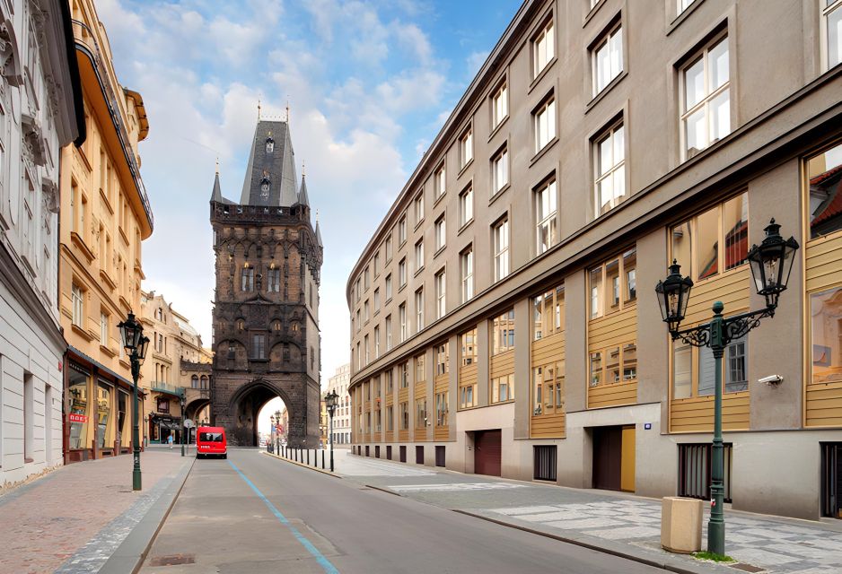 Prague: Tailored Private Tour of Pragues Iconic Landmarks - Prague Exploration