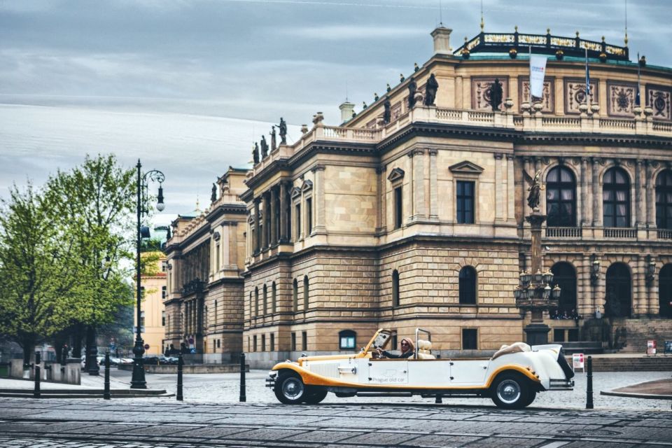 Prague: Vintage Car Tour - Sights and Views