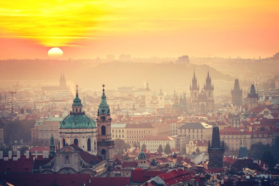 Prague: Walking Tour With Audio Guide on App - Experience Highlights