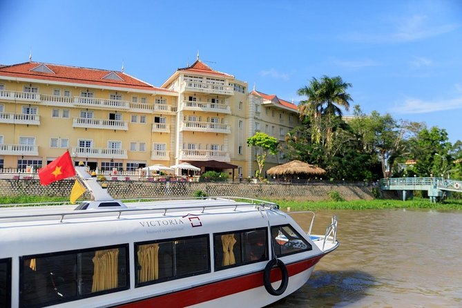 Private 3-Day Mekong Delta River Tour From Phnom Penh to Ho Chi Minh City - Tour Guides and Customer Satisfaction