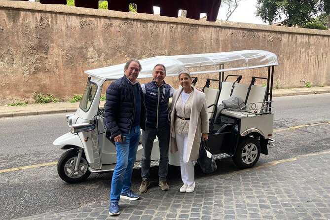 Private: 3 Hours ETuk Tour in Rome - Common questions