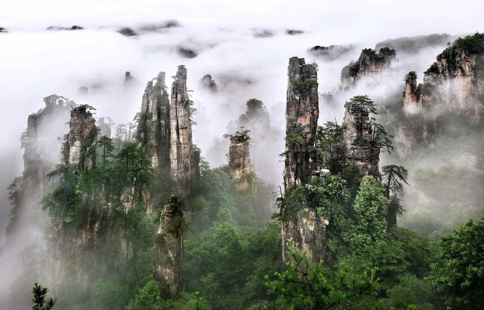 Private 4-Day Zhangjiajie Package Tour Including Tickets - Booking Information