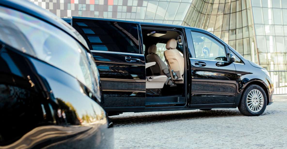 Private Airport Transfer Between Gdańsk and Gdynia City - Full Description