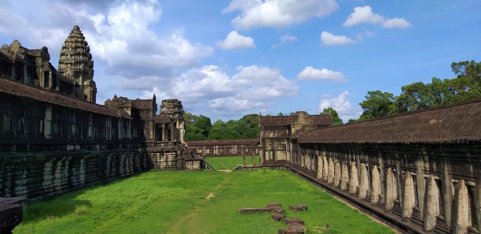 Private Angkor Wat, Ta Promh, Banteay Srei, Bayon Guide Tour - Tour Highlights and Itineraries