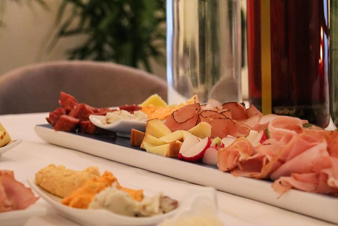 Private Artisanal Charcuterie "Marende" Cooking Class With a Chef - Accessibility and Expectations