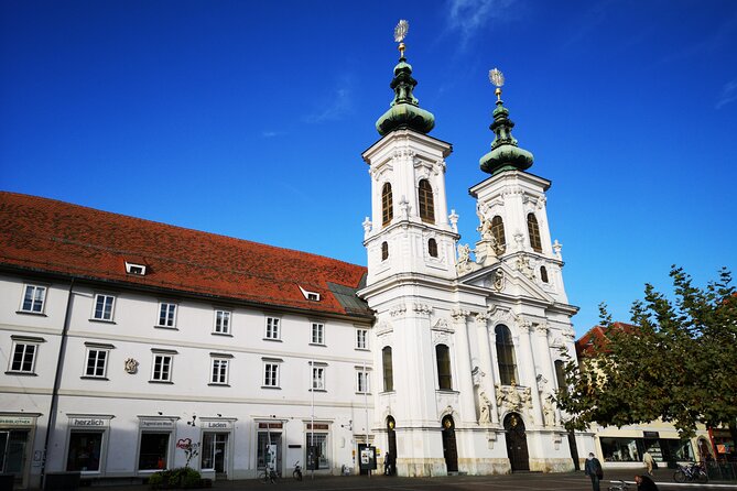 Private Bike Tour of Graz Top Attractions With Guide - Cancellation Policy and Refunds