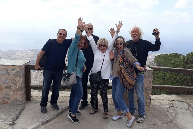 Private Classic Santorini Panorama: Visit the Most Popular Destinations! - Unforgettable Experiences