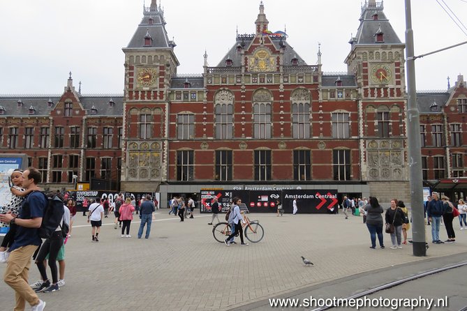 Private Couple Bike Tour Amsterdam - Meeting and Pickup Information