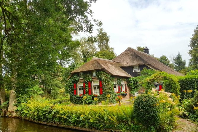 Private Daytrip Giethoorn and Windmills of Zaanse Schans From Amsterdam - Cancellation and Refund Policy