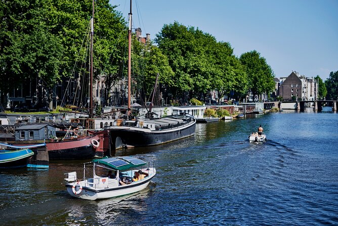 Private Family Tour Through the Small Canals of Amsterdam - Customer Reviews