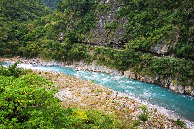 Private Full Day Tour in Taroko Gorge With Pick up - Cancellation Policy and Requirements