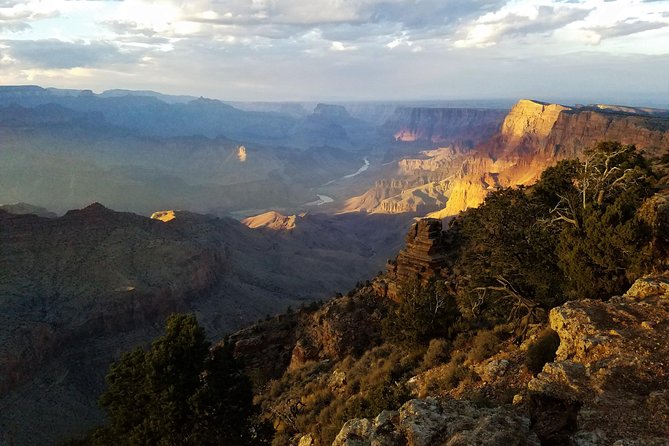 Private Grand Canyon Day Tour Including Lunch at El Tovar - Guided Experience at Grand Canyon