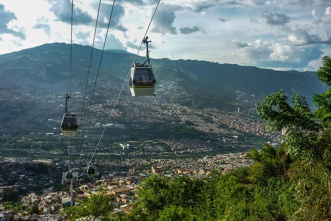 Private Half Day Medellín City Tour With Comuna 13 - Customer Reviews