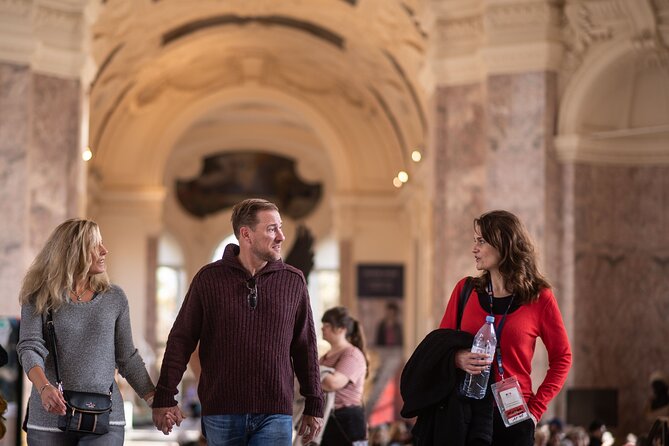 Private Night Tour at the Louvre - Traveler Tips