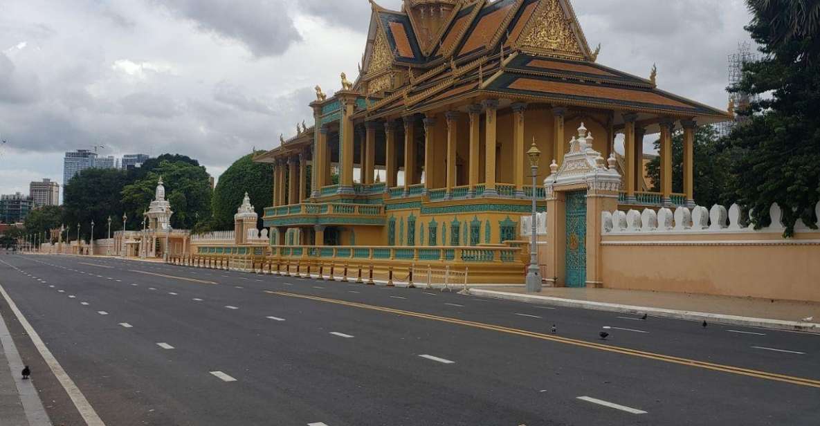 Private One Day Tour in Phnom Penh Capital City - Detailed Itinerary