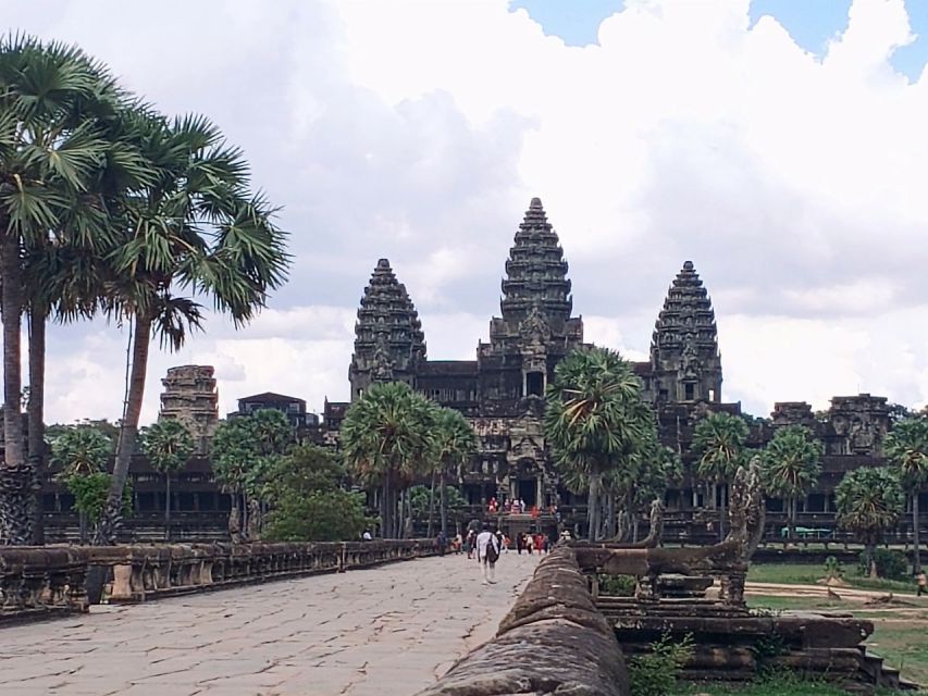 Private One Day Trip to Angkor Temples - Cultural Experience