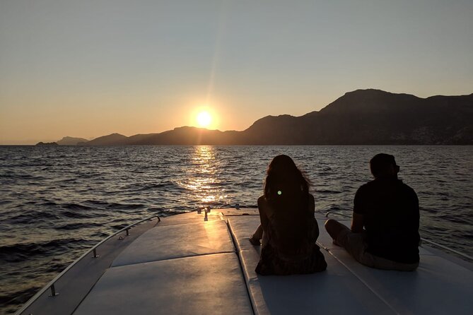 Private Sunset Cruise With Prosecco Onboard - Accessibility and Participant Details