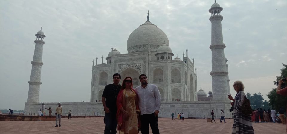 Private Taj Mahal Agra Overnight Tour From Delhi - Tour Highlights