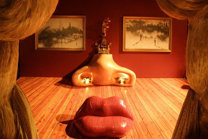 Private Tour: Dali Museum in Figueres and Púbol Tour With Hotel Pick-Up - Additional Information