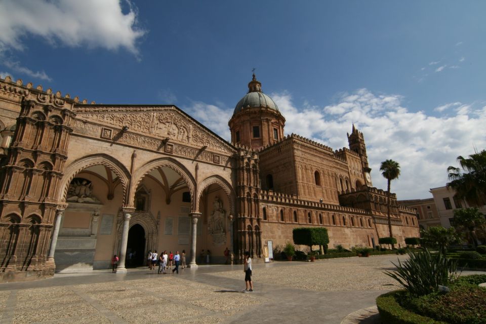 Private Tour of Palermo and Recoleta - Palermo Exploration