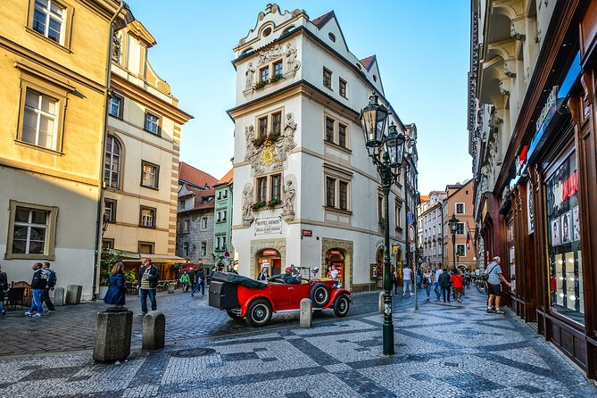 Private Transfer From Vienna to Prague With 4h of Sightseeing - Start Time and Arrival Logistics