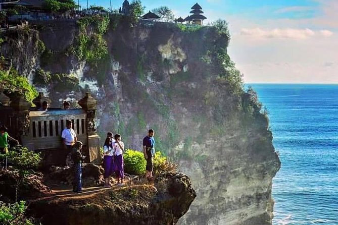 Private Uluwatu Temple and Kecak Fire Dance Evening Tour in Jimbaran Bay - Traveler Feedback