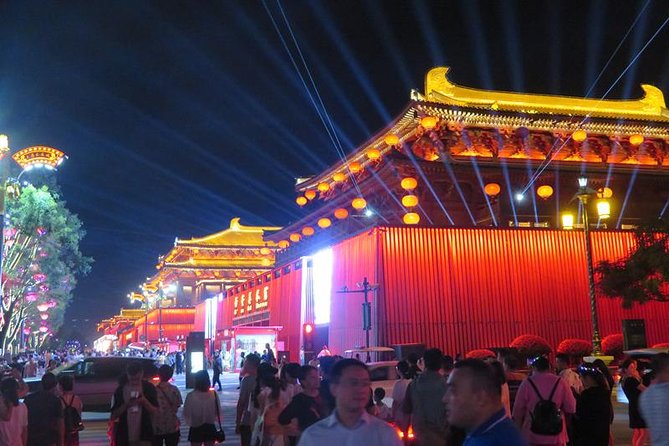 Private Xi'an Night & Food Tour by Tuk Tuk and Public Transportation - Cancellation Policy