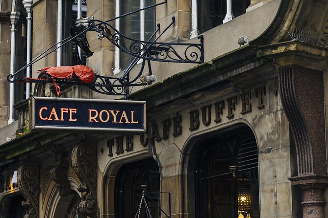 Pubs Tour: the History of Pubs and Drinking in Scotland. - Iconic Pubs on the Tour