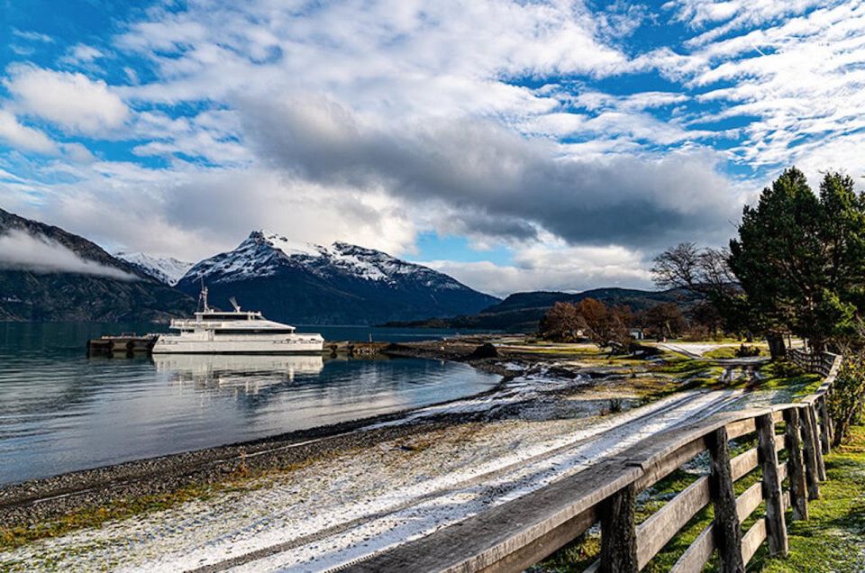 Puerto Natales: Balmaceda & Serrano Glaciers Navigation - Activity Highlights