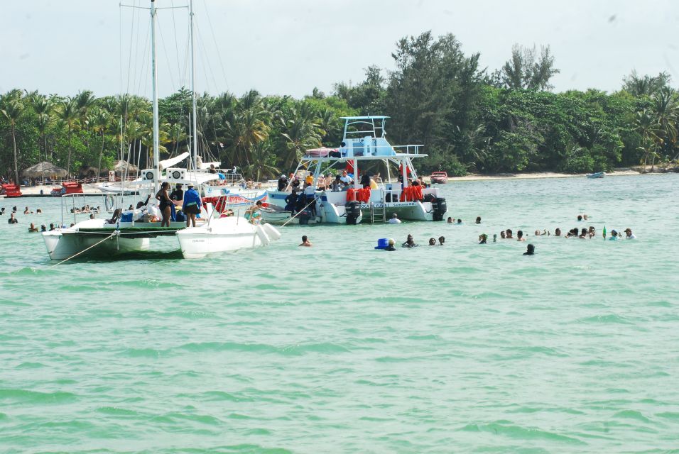 Punta Cana: Premium Catamaran Tour With Drinks and Snacks - Description of the Catamaran Tour