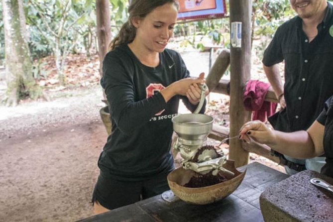 Rainforest Chocolate Tour From La Fortuna - What to Bring