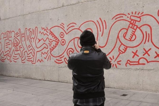 Raval Street Art and Graffiti Guided Tour in Barcelona - Traveler Resources