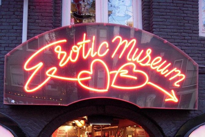 Red Light District Tour With Canal Cruise - Canal Cruise Experience