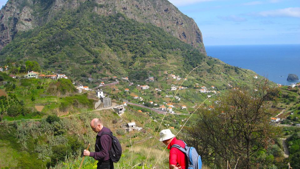 Referta / Castelejo - Levada Walk - Rock of Penha Dáguia