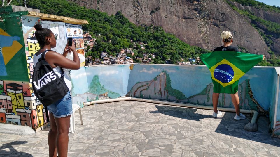 Rio De Janeiro: Half-Day Rocinha Favela Walking Tour - Customer Testimonials
