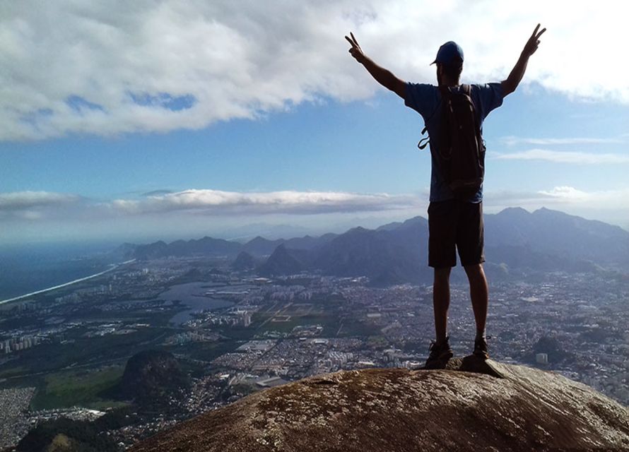 Rio De Janeiro: Two Brothers Hike & Favela Tour - Favela Vidigal