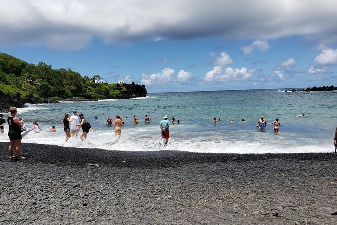 Road to Hana Adventure in Maui- Private - Just for Your Group - Driver Expertise and Stress-Free Experience