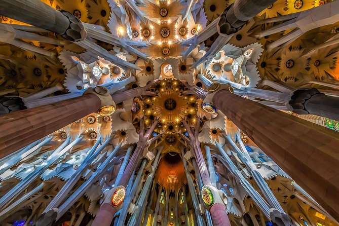Sagrada Familia & Montserrat Private Tour With Hotel Pick-Up - Guided Tour of Sagrada Familia