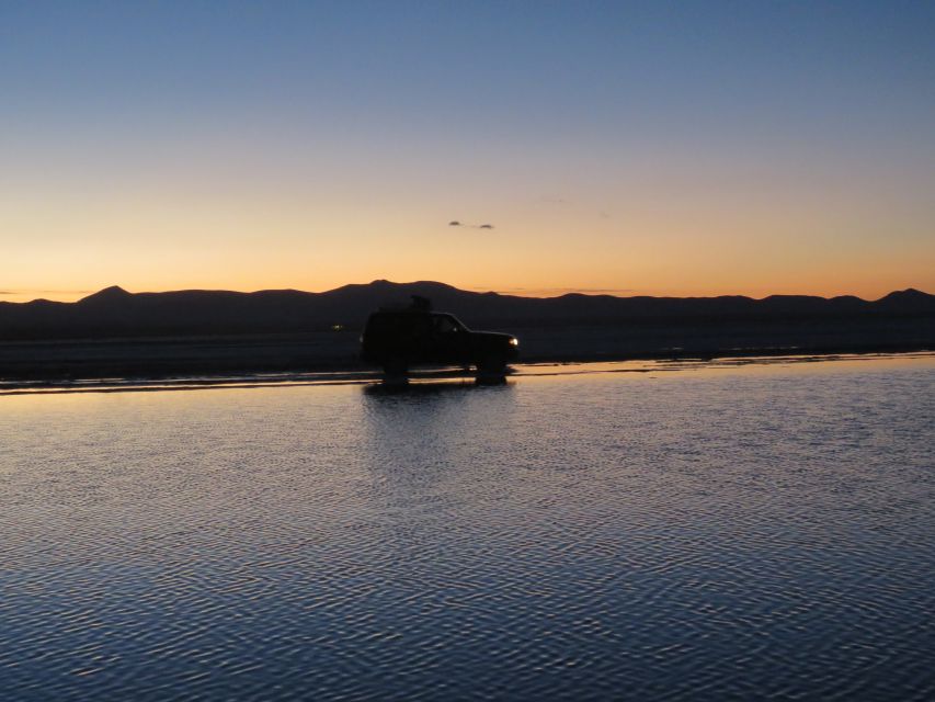 Salar De Uyuni and Lunch - Review Summary