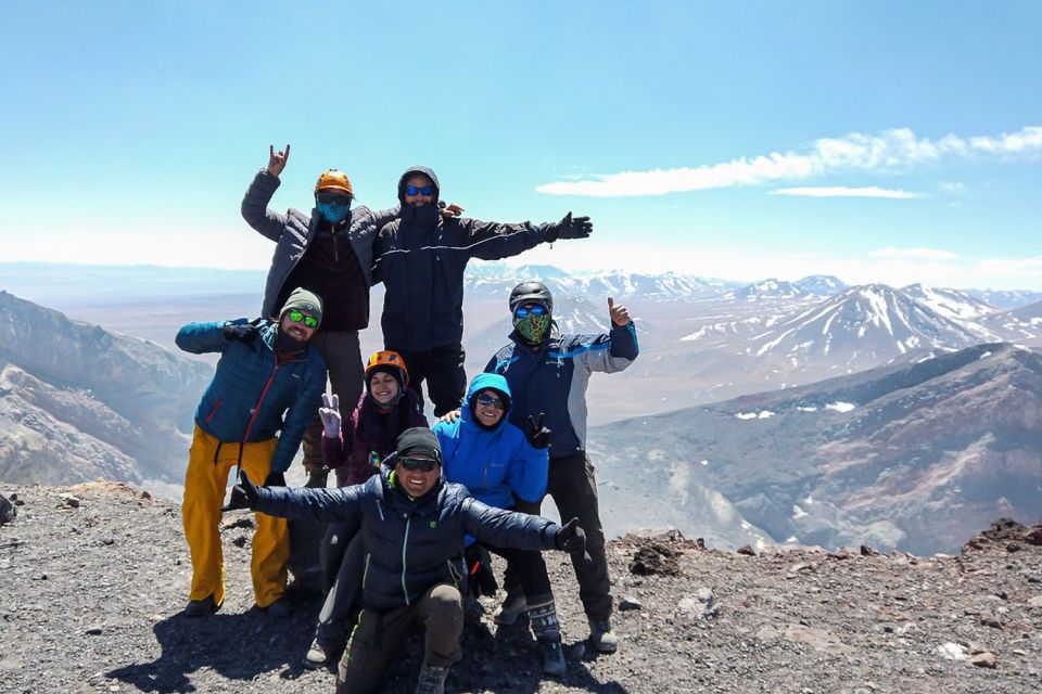 San Pedro De Atacama: Láscar Volcano Summit Hiking Day Trip - Tour Highlights