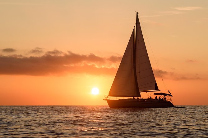 Santorini Private Sunset Sailing Tour With Dinner, Drinks &Transfer Included - How to Book